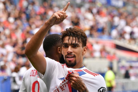 Messi kém duyên ghi bàn, bị thay thế phút 76, PSG thắng ngược Lyon phút 90+3 - Ảnh 3. Messi kém duyên ghi bàn, bị thay thế phút 76, PSG thắng ngược Lyon phút 90+3 - Ảnh 3.