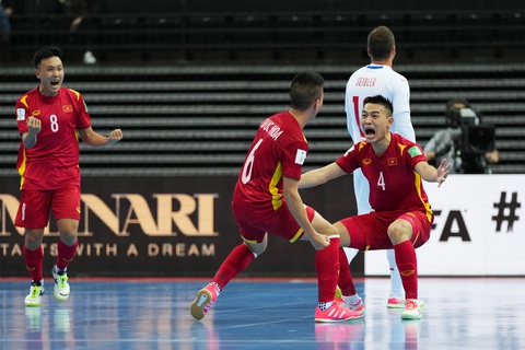 Cả 5 đội tuyển châu Á đều giành quyền đi tiếp ở World Cup futsal 2021 - Ảnh 2. Cả 5 đội tuyển châu Á đều giành quyền đi tiếp ở World Cup futsal 2021 - Ảnh 2.