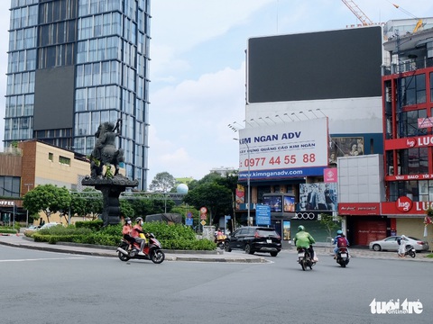 Doanh nghiệp quảng cáo ngoài trời - tổ chức sự kiện mong tiếp cận gói hỗ trợ - Ảnh 1. Doanh nghiệp quảng cáo ngoài trời - tổ chức sự kiện mong tiếp cận gói hỗ trợ - Ảnh 1.