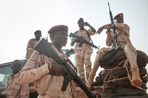 Đảo chính bất thành ở Sudan, nhiều sĩ quan cấp cao bị bắt - Ảnh 1. Đảo chính bất thành ở Sudan, nhiều sĩ quan cấp cao bị bắt - Ảnh 1.