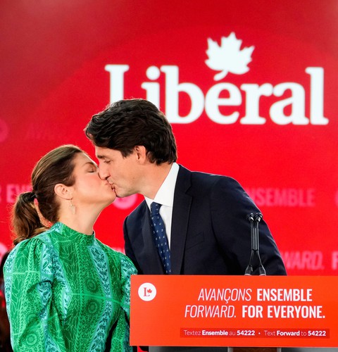 Ông Justin Trudeau tái đắc cử thủ tướng Canada - Ảnh 2. Ông Justin Trudeau tái đắc cử thủ tướng Canada - Ảnh 2.