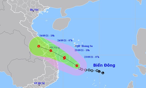 Áp thấp nhiệt đới cách Phú Yên 280km, có thể thành bão trong hôm nay - Ảnh 1. Áp thấp nhiệt đới cách Phú Yên 280km, có thể thành bão trong hôm nay - Ảnh 1.