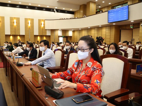 Hà Nội không tăng học phí, chi gần 900 tỉ hỗ trợ học sinh khó khăn - Ảnh 1. Hà Nội không tăng học phí, chi gần 900 tỉ hỗ trợ học sinh khó khăn - Ảnh 1.