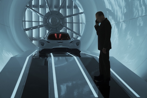 Sau 6 năm chờ đợi, 3 lần hoãn chiếu, cuối cùng khán giả cũng được gặp James Bond - Ảnh 4. Sau 6 năm chờ đợi, 3 lần hoãn chiếu, cuối cùng khán giả cũng được gặp James Bond - Ảnh 4.
