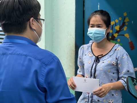 10.000 lao động mất việc, người có hoàn cảnh khó khăn được hỗ trợ - Ảnh 2. 10.000 lao động mất việc, người có hoàn cảnh khó khăn được hỗ trợ - Ảnh 2.