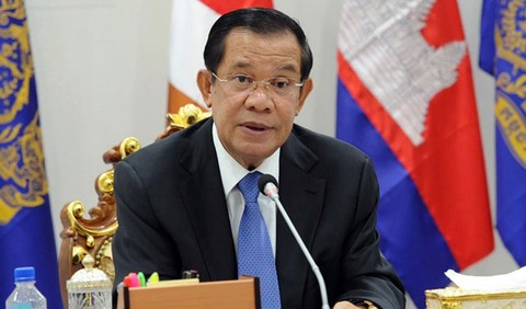 Số ca COVID-19 tăng cao bất thường, Campuchia hủy lễ hội trong chùa - Ảnh 1. Số ca COVID-19 tăng cao bất thường, Campuchia hủy lễ hội trong chùa - Ảnh 1.