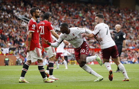 Bruno đá phạt đền lên trời, Man Utd thua trận thứ 2 liên tiếp trên sân nhà - Ảnh 3. Bruno đá phạt đền lên trời, Man Utd thua trận thứ 2 liên tiếp trên sân nhà - Ảnh 3.