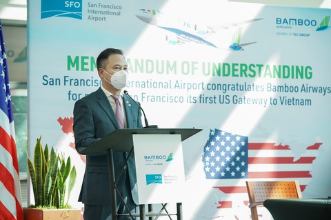 Bamboo Airways đón chuyến bay thẳng không dừng Việt - Mỹ đầu tiên tại sân bay San Francisco - Ảnh 2. Bamboo Airways đón chuyến bay thẳng không dừng Việt - Mỹ đầu tiên tại sân bay San Francisco - Ảnh 2.