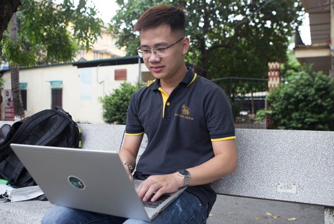 Học bổng ngày đó gieo vào tim tôi hạt mầm của sự yêu thương - Ảnh 1. Học bổng ngày đó gieo vào tim tôi hạt mầm của sự yêu thương - Ảnh 1.