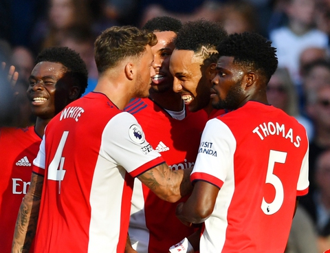 Thua Arsenal 1-3, Tottenham nhận thất bại thứ 3 liên tiếp ở derby London - Ảnh 2. Thua Arsenal 1-3, Tottenham nhận thất bại thứ 3 liên tiếp ở derby London - Ảnh 2.