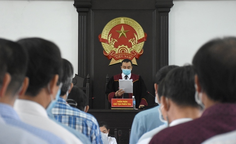 Cựu phó giám đốc Sở Nội vụ bị tuyên án 2 năm tù vụ lộ đề thi công chức - Ảnh 2. Cựu phó giám đốc Sở Nội vụ bị tuyên án 2 năm tù vụ lộ đề thi công chức - Ảnh 2.