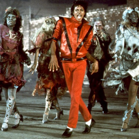 Drake có ngang tầm Michael Jackson? - Ảnh 3. Drake có ngang tầm Michael Jackson? - Ảnh 3.