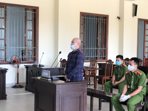 Hiệp ‘Sặc Lô’ lãnh 17 năm tù về tội giết người - Ảnh 1. Hiệp ‘Sặc Lô’ lãnh 17 năm tù về tội giết người - Ảnh 1.