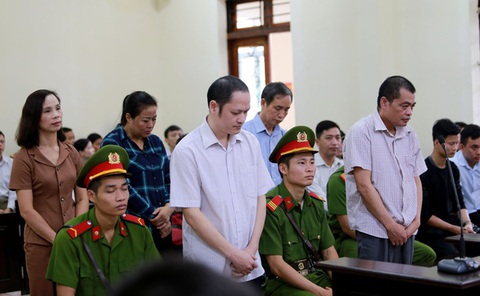 Khởi tố vụ án gian lận thi cử tại Hà Giang từ năm 2017 - Ảnh 1. Khởi tố vụ án gian lận thi cử tại Hà Giang từ năm 2017 - Ảnh 1.
