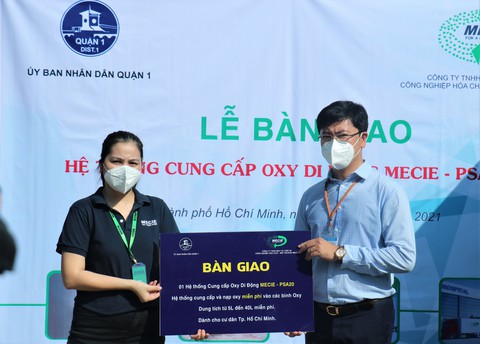 Tiếp thêm hơi thở cho bệnh nhân COVID-19 - Ảnh 2. Tiếp thêm hơi thở cho bệnh nhân COVID-19 - Ảnh 2.