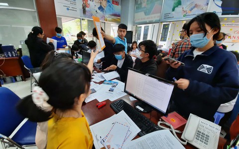 Đổi mới kỳ thi tốt nghiệp THPT và tuyển sinh ĐH: Riêng hay chung? - Ảnh 2. Đổi mới kỳ thi tốt nghiệp THPT và tuyển sinh ĐH: Riêng hay chung? - Ảnh 2.