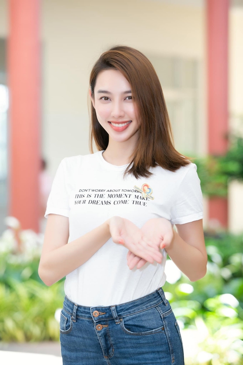 Đỗ Hà, Kim Duyên, Thùy Tiên, Ái Nhi chinh chiến các cuộc thi hoa hậu quốc tế - Ảnh 7. Đỗ Hà, Kim Duyên, Thùy Tiên, Ái Nhi chinh chiến các cuộc thi hoa hậu quốc tế - Ảnh 7.
