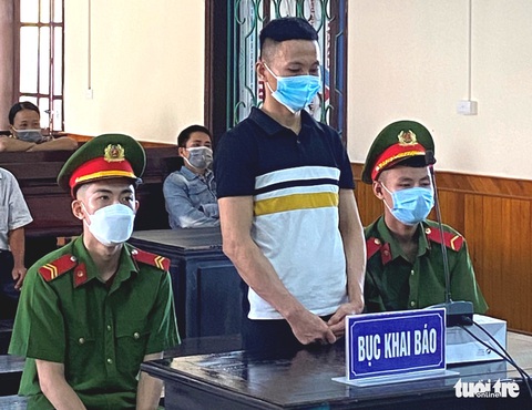Chở con gái 6 tuổi của bạn đi chơi rồi làm chuyện đồi bại, nhận 20 năm tù - Ảnh 1. Chở con gái 6 tuổi của bạn đi chơi rồi làm chuyện đồi bại, nhận 20 năm tù - Ảnh 1.