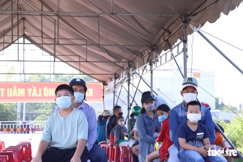 Học sinh tại Đà Nẵng dự kiến sẽ học tập tại trường từ 15 đến 20-10 - Ảnh 1. Học sinh tại Đà Nẵng dự kiến sẽ học tập tại trường từ 15 đến 20-10 - Ảnh 1.