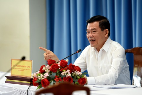 Bí thư Đồng Nai: Không được ứng xử thô bạo với dân - Ảnh 1. Bí thư Đồng Nai: Không được ứng xử thô bạo với dân - Ảnh 1.