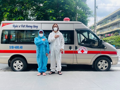 Sở Thông tin - truyền thông yêu cầu Angela Phương Trinh gỡ bỏ thông tin chữa COVID-19 từ giun đất - Ảnh 4. Sở Thông tin - truyền thông yêu cầu Angela Phương Trinh gỡ bỏ thông tin chữa COVID-19 từ giun đất - Ảnh 4.