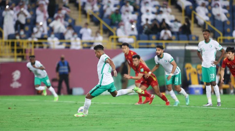Đá thiếu người, Việt Nam thua Saudi Arabia ở trận ra quân vòng loại thứ 3 World Cup 2022 - Ảnh 11. Đá thiếu người, Việt Nam thua Saudi Arabia ở trận ra quân vòng loại thứ 3 World Cup 2022 - Ảnh 11.