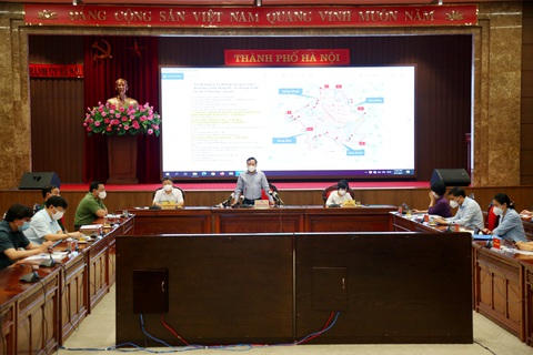 Phó bí thư Hà Nội: Dịch bệnh còn phức tạp nên phải tiếp tục giãn cách - Ảnh 2. Phó bí thư Hà Nội: Dịch bệnh còn phức tạp nên phải tiếp tục giãn cách - Ảnh 2.