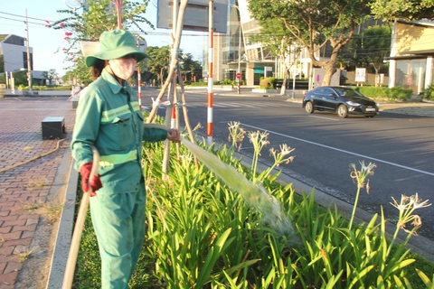 Đà Nẵng cho mở lại chợ và quán ăn ở vùng xanh từ ngày 5-9 - Ảnh 3. Đà Nẵng cho mở lại chợ và quán ăn ở vùng xanh từ ngày 5-9 - Ảnh 3.