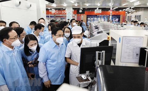 Thủ tướng thăm Nhà máy Samsung Electronics Việt Nam Thái Nguyên - Ảnh 4. Thủ tướng thăm Nhà máy Samsung Electronics Việt Nam Thái Nguyên - Ảnh 4.