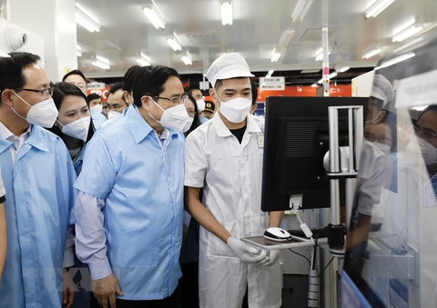 Thủ tướng thăm Nhà máy Samsung Electronics Việt Nam Thái Nguyên - Ảnh 7. Thủ tướng thăm Nhà máy Samsung Electronics Việt Nam Thái Nguyên - Ảnh 7.