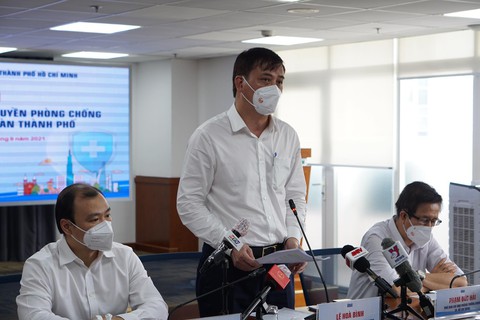 TP.HCM sau 30-9: Mở cửa từng bước, không đồng loạt ra đường - Ảnh 7. TP.HCM sau 30-9: Mở cửa từng bước, không đồng loạt ra đường - Ảnh 7.
