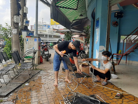 Thành phố Cần Thơ như bừng tỉnh với bình thường mới từ 12h trưa 30-9 - Ảnh 8. Thành phố Cần Thơ như bừng tỉnh với bình thường mới từ 12h trưa 30-9 - Ảnh 8.