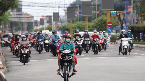 Thành phố Cần Thơ như bừng tỉnh với bình thường mới từ 12h trưa 30-9 - Ảnh 1. Thành phố Cần Thơ như bừng tỉnh với bình thường mới từ 12h trưa 30-9 - Ảnh 1.