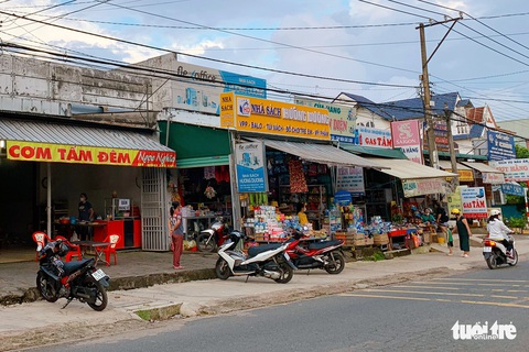 Đồng Nai mở dần đến ấp, khu phố và F0 được điều trị tại nhà - Ảnh 2. Đồng Nai mở dần đến ấp, khu phố và F0 được điều trị tại nhà - Ảnh 2.