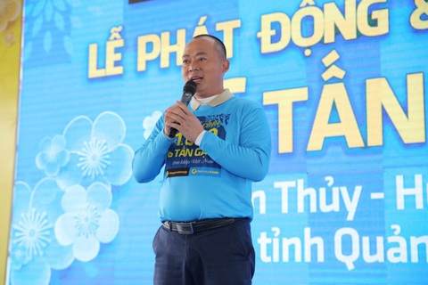 CEO TGDĐ chia sẻ động lực thực hiện chiến dịch trao 2.000 tấn gạo - Ảnh 1. CEO TGDĐ chia sẻ động lực thực hiện chiến dịch trao 2.000 tấn gạo - Ảnh 1.