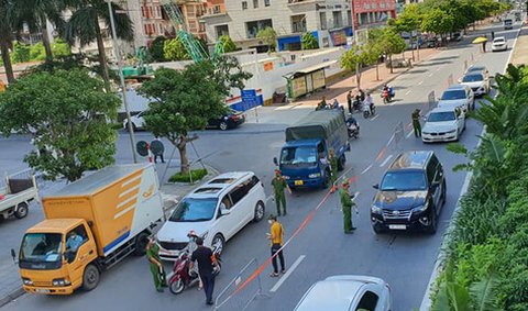 Hà Nội cấp giấy đi đường mã QR, người dân lo lắng không biết thủ tục thế nào - Ảnh 2. Hà Nội cấp giấy đi đường mã QR, người dân lo lắng không biết thủ tục thế nào - Ảnh 2.