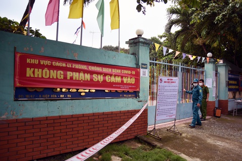 Biên Hòa truy gấp 3 người dương tính trốn khỏi khu cách ly tập trung - Ảnh 1. Biên Hòa truy gấp 3 người dương tính trốn khỏi khu cách ly tập trung - Ảnh 1.