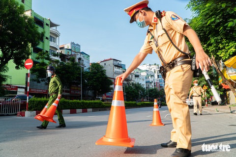 39 chốt phân vùng phòng dịch sau 6-9 tại Hà Nội được kích hoạt - Ảnh 2. 39 chốt phân vùng phòng dịch sau 6-9 tại Hà Nội được kích hoạt - Ảnh 2.
