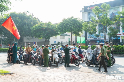 39 chốt phân vùng phòng dịch sau 6-9 tại Hà Nội được kích hoạt - Ảnh 1. 39 chốt phân vùng phòng dịch sau 6-9 tại Hà Nội được kích hoạt - Ảnh 1.