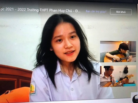 Những hình ảnh khó quên trong lễ khai giảng đặc biệt - Ảnh 5. Những hình ảnh khó quên trong lễ khai giảng đặc biệt - Ảnh 5.