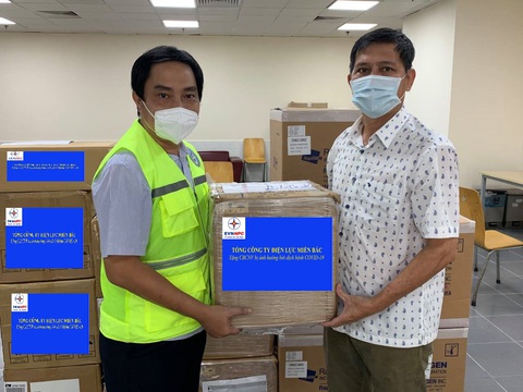 Điện lực miền Bắc tiếp sức đồng nghiệp miền Nam chống dịch - Ảnh 1. Điện lực miền Bắc tiếp sức đồng nghiệp miền Nam chống dịch - Ảnh 1.