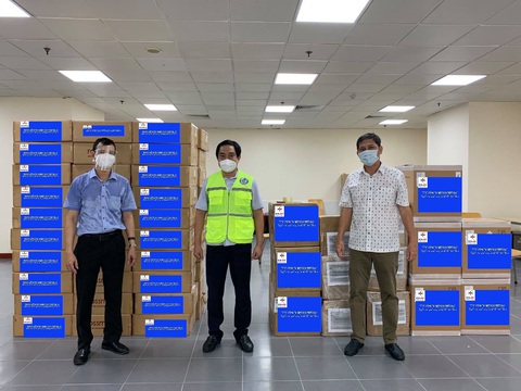 Điện lực miền Bắc tiếp sức đồng nghiệp miền Nam chống dịch - Ảnh 2. Điện lực miền Bắc tiếp sức đồng nghiệp miền Nam chống dịch - Ảnh 2.