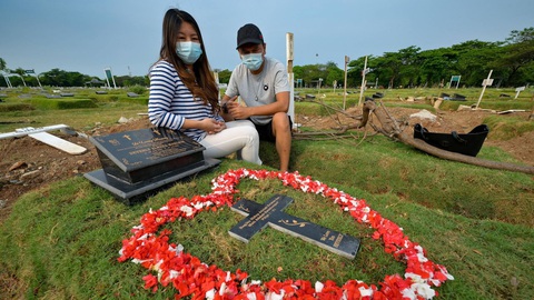 Người lớn tiêm ngừa vẫn lây COVID-19 cho trẻ - Ảnh 1. Người lớn tiêm ngừa vẫn lây COVID-19 cho trẻ - Ảnh 1.