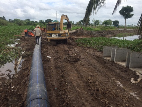 Nhiều tỉnh miền Tây tiếp tục giảm tiền sử dụng nước sinh hoạt cho hộ nghèo - Ảnh 1. Nhiều tỉnh miền Tây tiếp tục giảm tiền sử dụng nước sinh hoạt cho hộ nghèo - Ảnh 1.