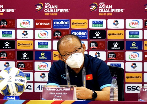 HLV Park Hang Seo: ‘Trình độ của tuyển Úc rất cao’ - Ảnh 1. HLV Park Hang Seo: ‘Trình độ của tuyển Úc rất cao’ - Ảnh 1.