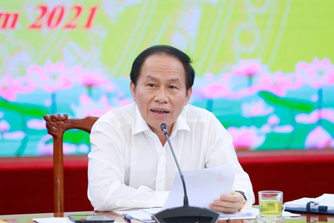 Chỉ cần chữ ký của chính quyền, cán bộ mặt trận là nhận Triệu phần quà đại đoàn kết - Ảnh 1. Chỉ cần chữ ký của chính quyền, cán bộ mặt trận là nhận Triệu phần quà đại đoàn kết - Ảnh 1.