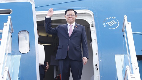 Chủ tịch Quốc hội yêu cầu các đại sứ tại châu Âu đẩy mạnh ngoại giao vắc xin - Ảnh 1. Chủ tịch Quốc hội yêu cầu các đại sứ tại châu Âu đẩy mạnh ngoại giao vắc xin - Ảnh 1.