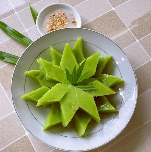 Nhà thiết kế công chúa Nguyễn Minh Công trổ tài làm bánh Nam Bộ - Ảnh 17. Nhà thiết kế công chúa Nguyễn Minh Công trổ tài làm bánh Nam Bộ - Ảnh 17.