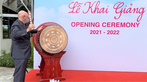Những cảm xúc đặc biệt trong buổi khai giảng đặc biệt - Ảnh 1. Những cảm xúc đặc biệt trong buổi khai giảng đặc biệt - Ảnh 1.