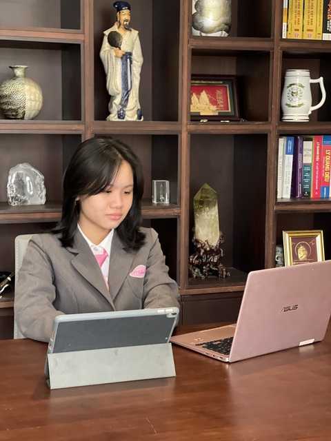 Những cảm xúc đặc biệt trong buổi khai giảng đặc biệt - Ảnh 5. Những cảm xúc đặc biệt trong buổi khai giảng đặc biệt - Ảnh 5.